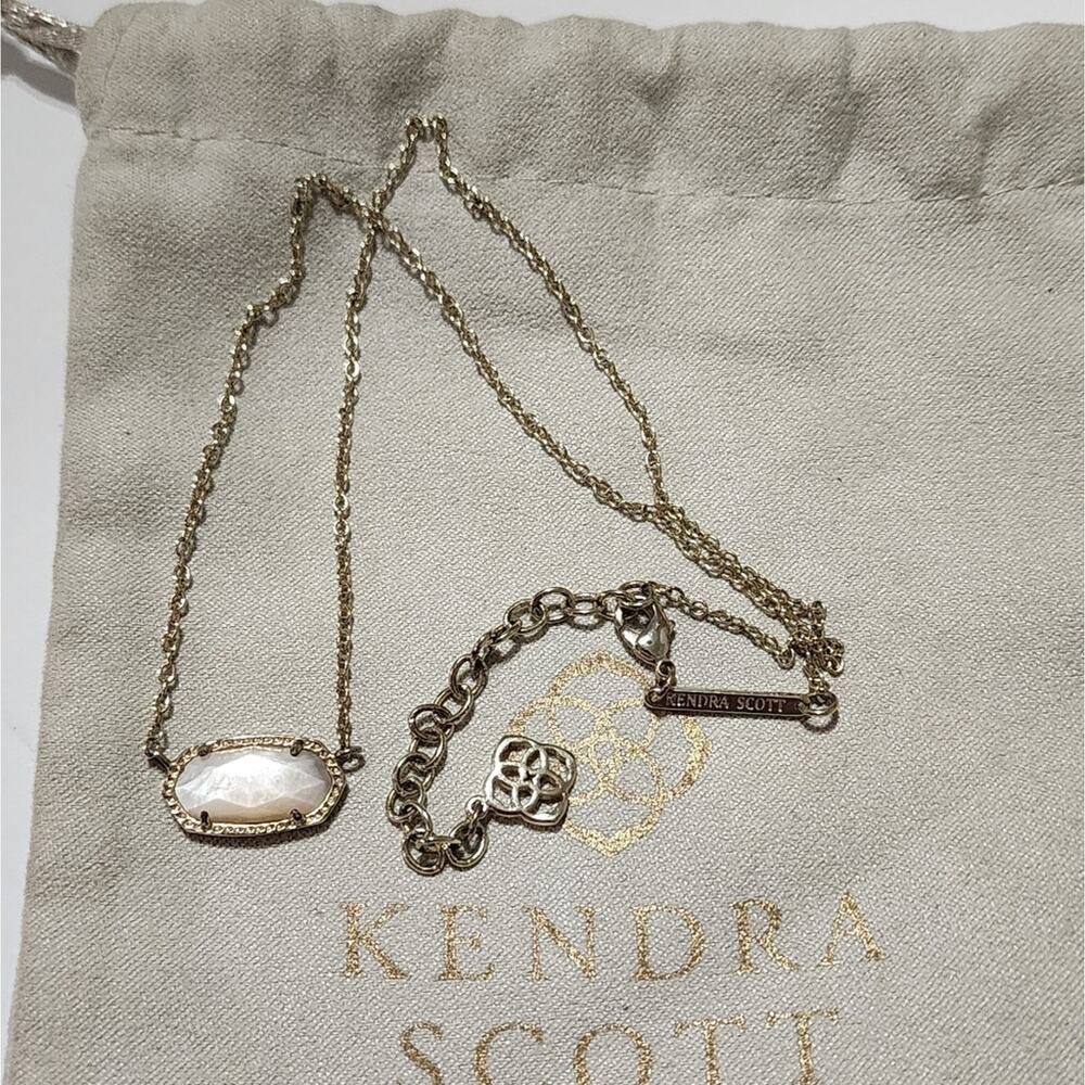 Kendra Scott White and Gold Elisa Necklace
